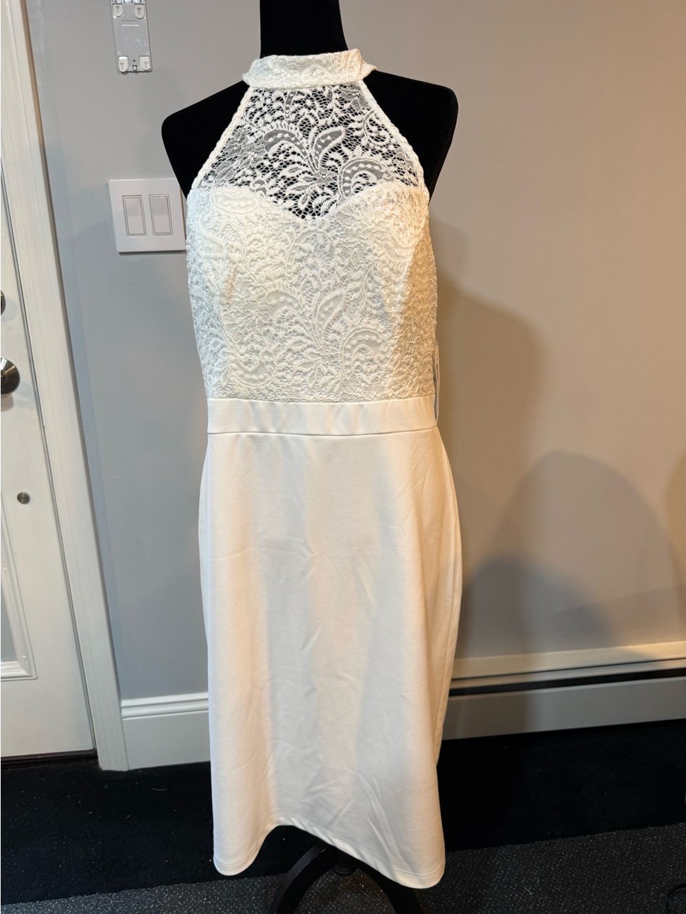 Premier Amour White Lace Halter Neck Midi Dress NWT Size 16